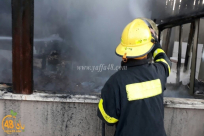  الرملة: حريق كبير داخل أحد المنازل وطواقم الاطفائية تهرع للمكان 